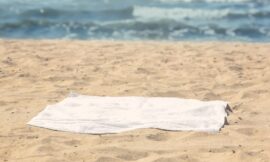 cómo lavar y cuidar las toallas de playa